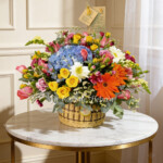 Arreglo Floral en Canasta Tejida