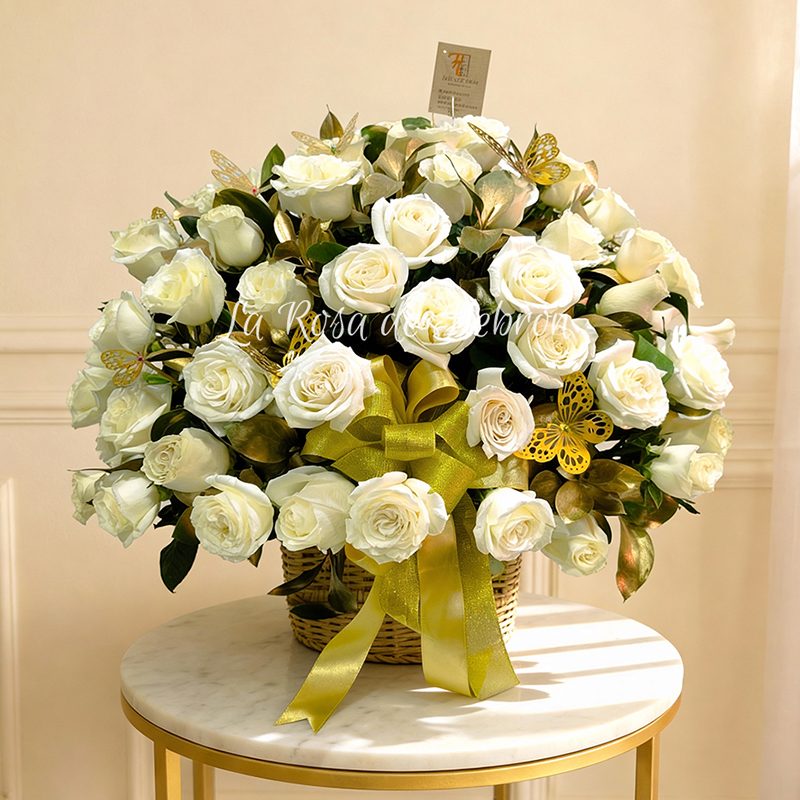 Ramo de 120 Rosas Blancas Majestad Dorada